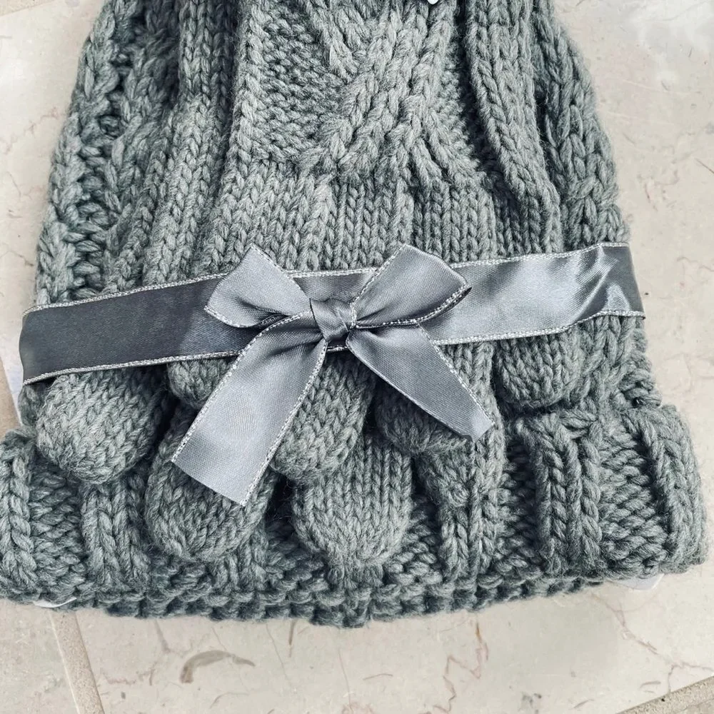 NWT West Loop Grey Beanie Pom Pom Hat & Gloves Gift Winter Set Cozy,Soft,Beautif